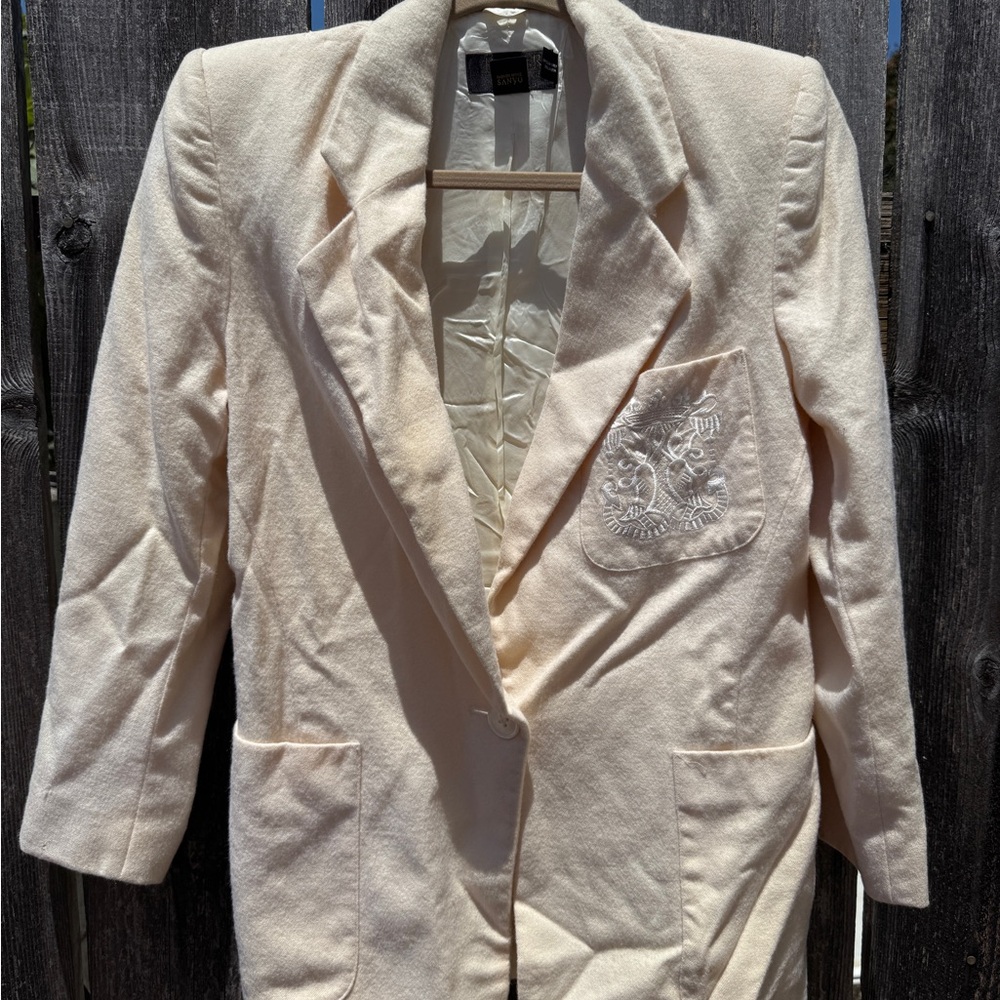 Vintage 100% Wool Cream Blazer with Embroidery